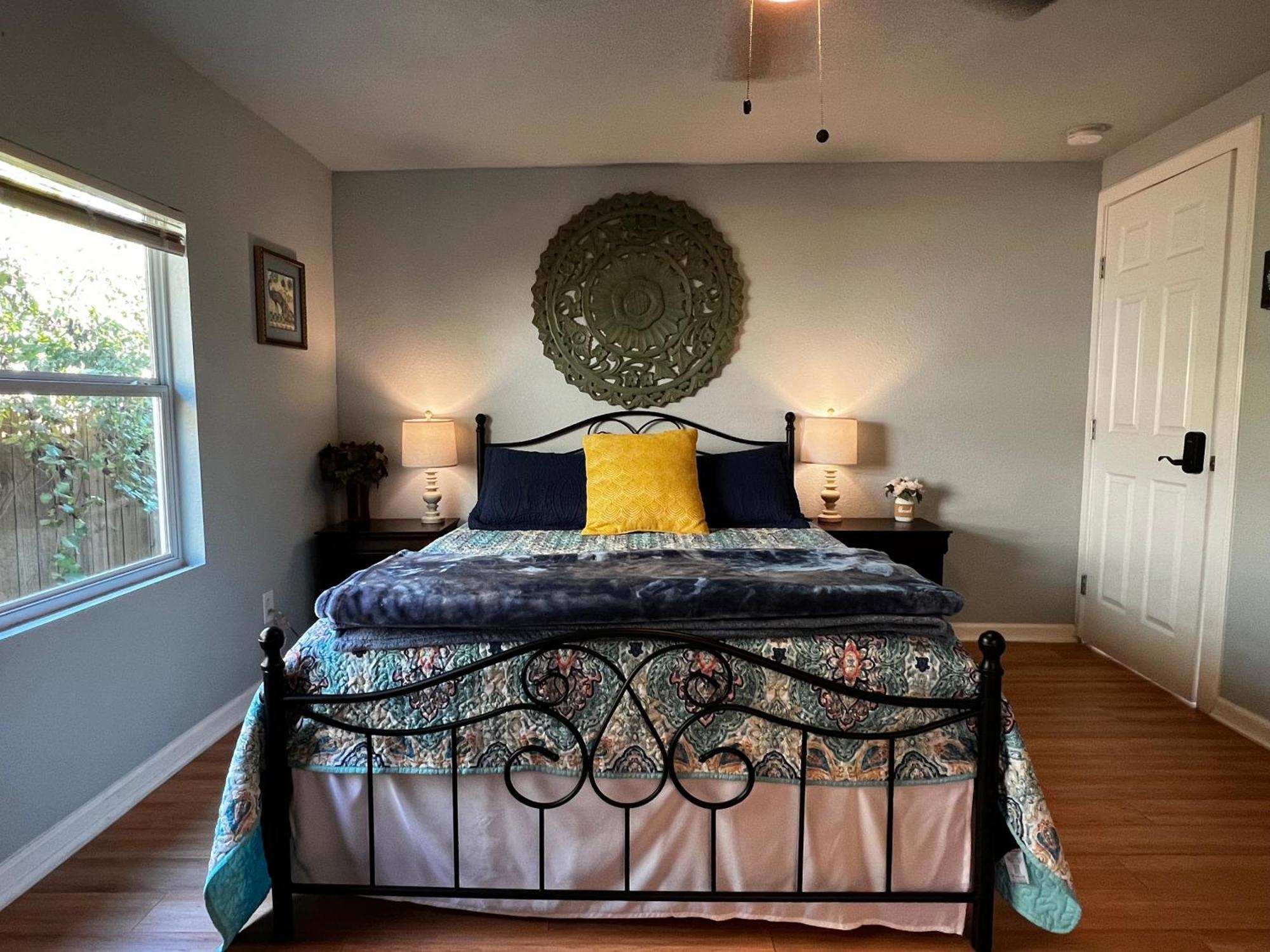 Boho Bliss- Cozy Private Room 2 Miles From Alamodome! Сан-Антоніо Екстер'єр фото